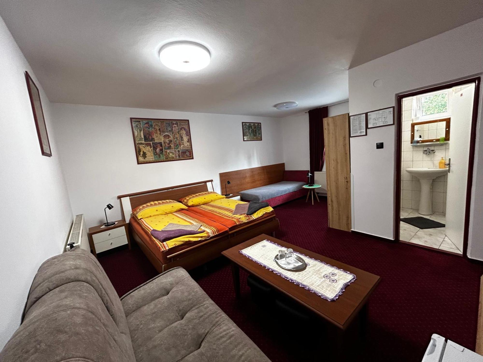 Hotel Penzión Rozália Košice Exterior foto
